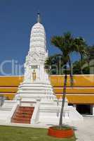 Stupa at Wat Mahathat in Bangkok