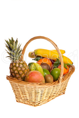 Ein Korb voller Früchte