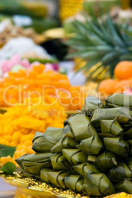 Thai sweets wrapped in pandanus leaves
