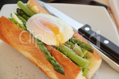 Poached Egg With Asparagus