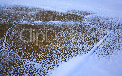 PATTERNS IN SNOW