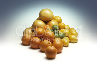 Pile of mixed citrus fruit