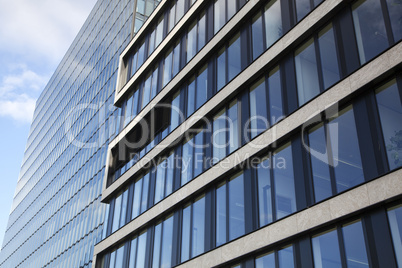 Modernes Bürogebäude in Düsseldorf, Deutschland