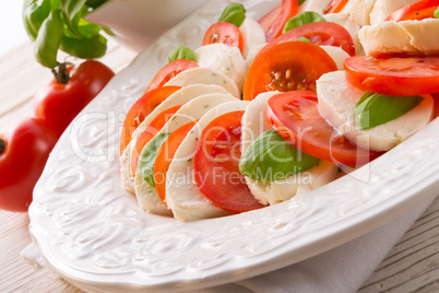 tomato with mozzarella cheese