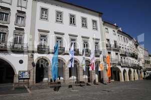 the historical square of Do Giraldo in Evora