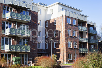 Modernes Mehrfamilienhaus in Kiel, Deutschland