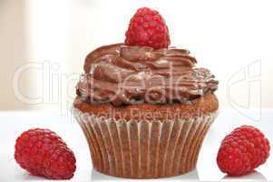 Schokoladen Himbeer Cupcake