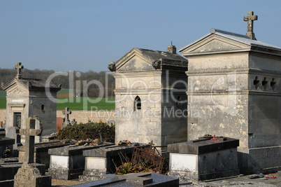 the cemetery of Sagy in Val d Oise