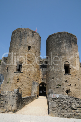 castle of Villandraut in Gironde