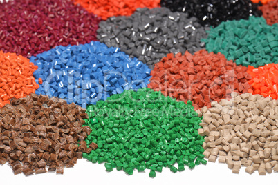 dyed plastic granulate