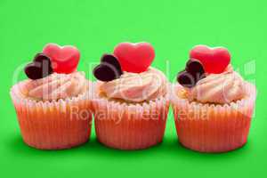Three valentines cupcakes in a row