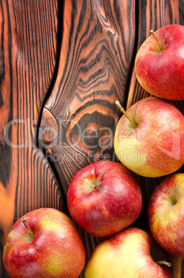 Red apples on the table