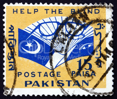 Postage stamp Pakistan 1965 Eyeglasses and Book