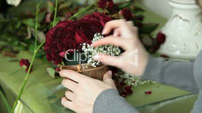 Red Roses Bouquet Arranged in Heart Shape