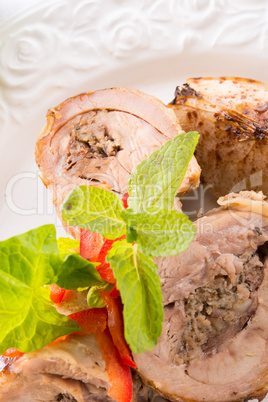 Turkey's beef olive with ham-sweet chestnut filling