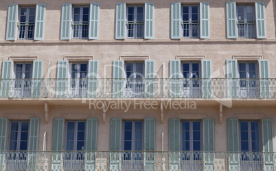 Wohngebäude in Avignon, Provence,Frankreich