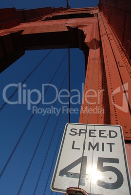 Speed Limit auf der Golden Gate Bridge