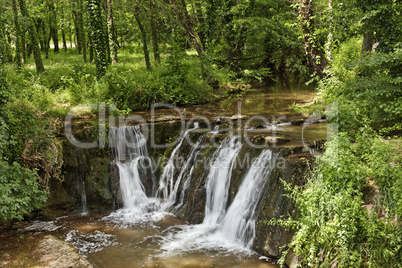 Wasserfall im Massif des Maures, Provence, Südfrankreich