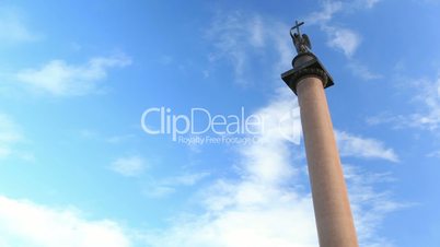 Alexander Column in St. Petersburg. Real time.