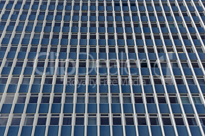 Abstraktes Detail der Fassade eines Bürogebäudes