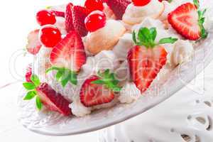 meringue-based dessert