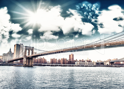 Amazing New York Cityscape - Skyscrapers and Brooklyn Bridge at
