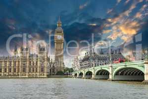 London. Beautiful view of Westminster Bridge and Houses of Parli
