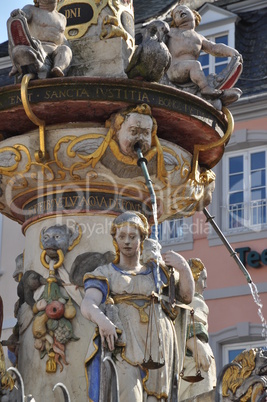 Petrusbrunnen in Trier