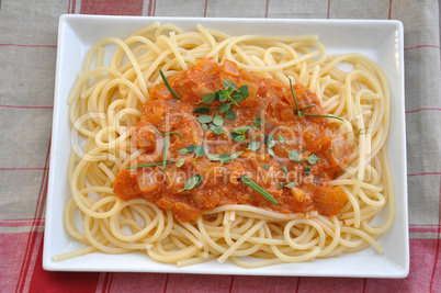 Spaghetti mit Sauce