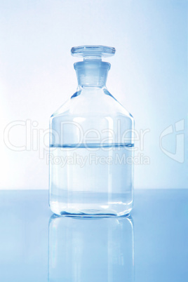Medical alcohol container