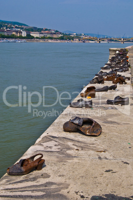 Memorial at the Danube