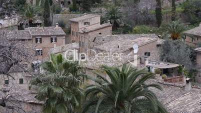 Häuser im Gebirgsdorf Deià, Mallorca