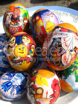 nice Easter eggs with images