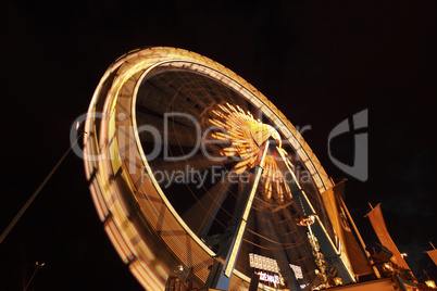 high ferry wheel at the oktoberfest