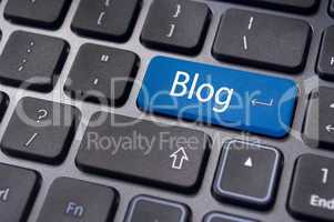 blog concepts, message on keyboard