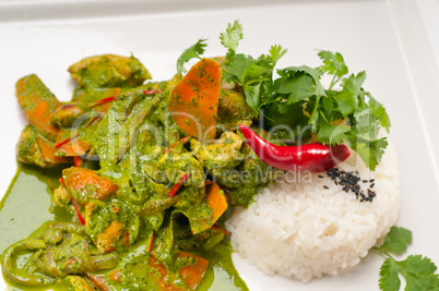 chicken with green curry vegetables and rice