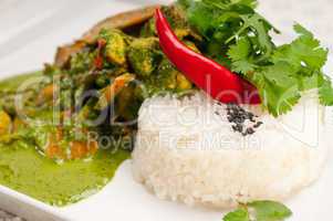 chicken with green curry vegetables and rice