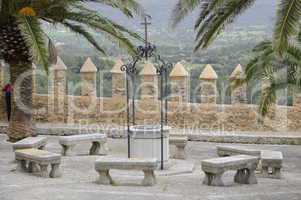 Brunnen an der Kirche von Arta, Mallorca
