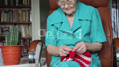 old woman knitting