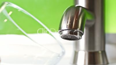 faucet waterdrop