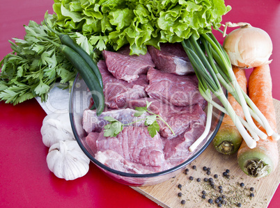 raw beef with vegetables