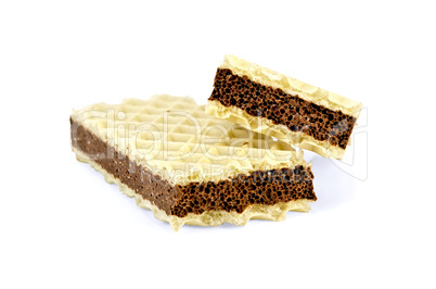 Wafer with a layer of porous chocolate