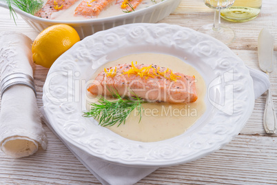 salmon grilled with dill