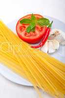 Italian spaghetti pasta tomato ingredients