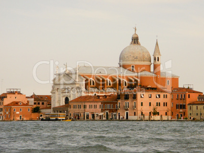 Altstadt von Venedig vom Boot aus