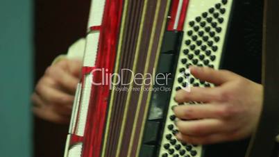 Playing in accordion