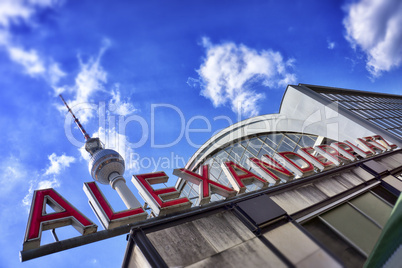 S-Bahn Station Alexanderplatz in Berlin, Deutschland