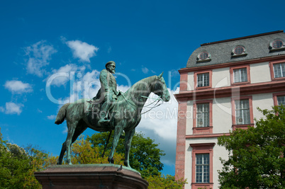 Reiterstatue - Ludwig IV - Schloss Darmstadt