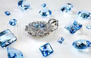 Pendant with diamonds