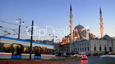 Yeni Mosque on pray time